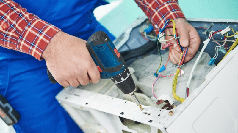 Demirci Westinghouse Westinghouse çamaşır makinesi kart tamiri – Su almama arızası orijinal parça ile giderildi. - Teknik servis örneği